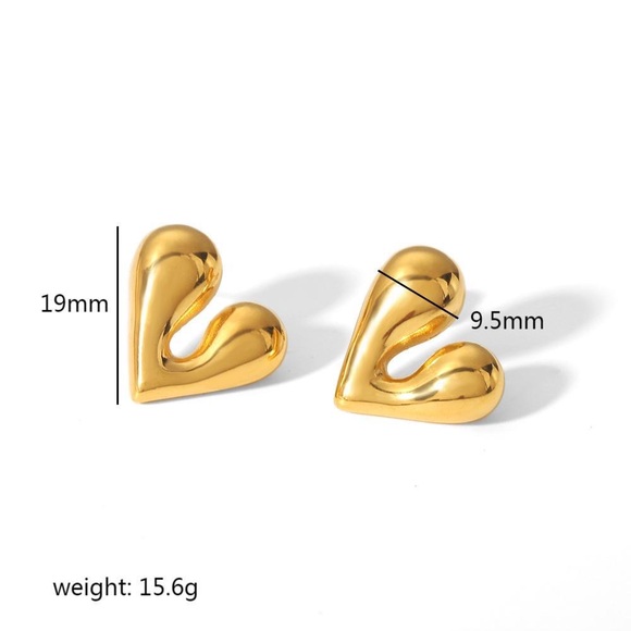 18K Gold Heart Earrings*High Gloss Finish*Stud Earrings - Picture 6 of 6